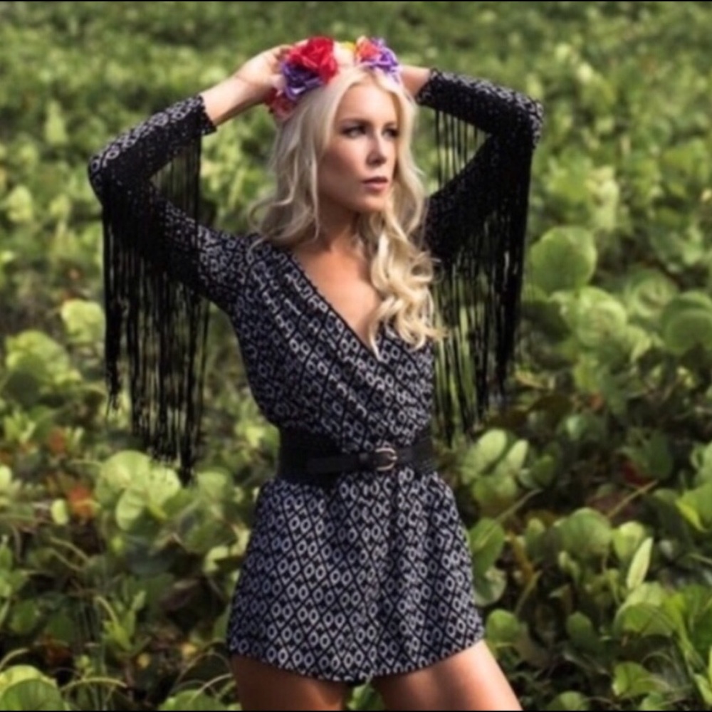 H&M x Coachella sz 8 Romper Long Sleeves Long Fringe Black White NWT